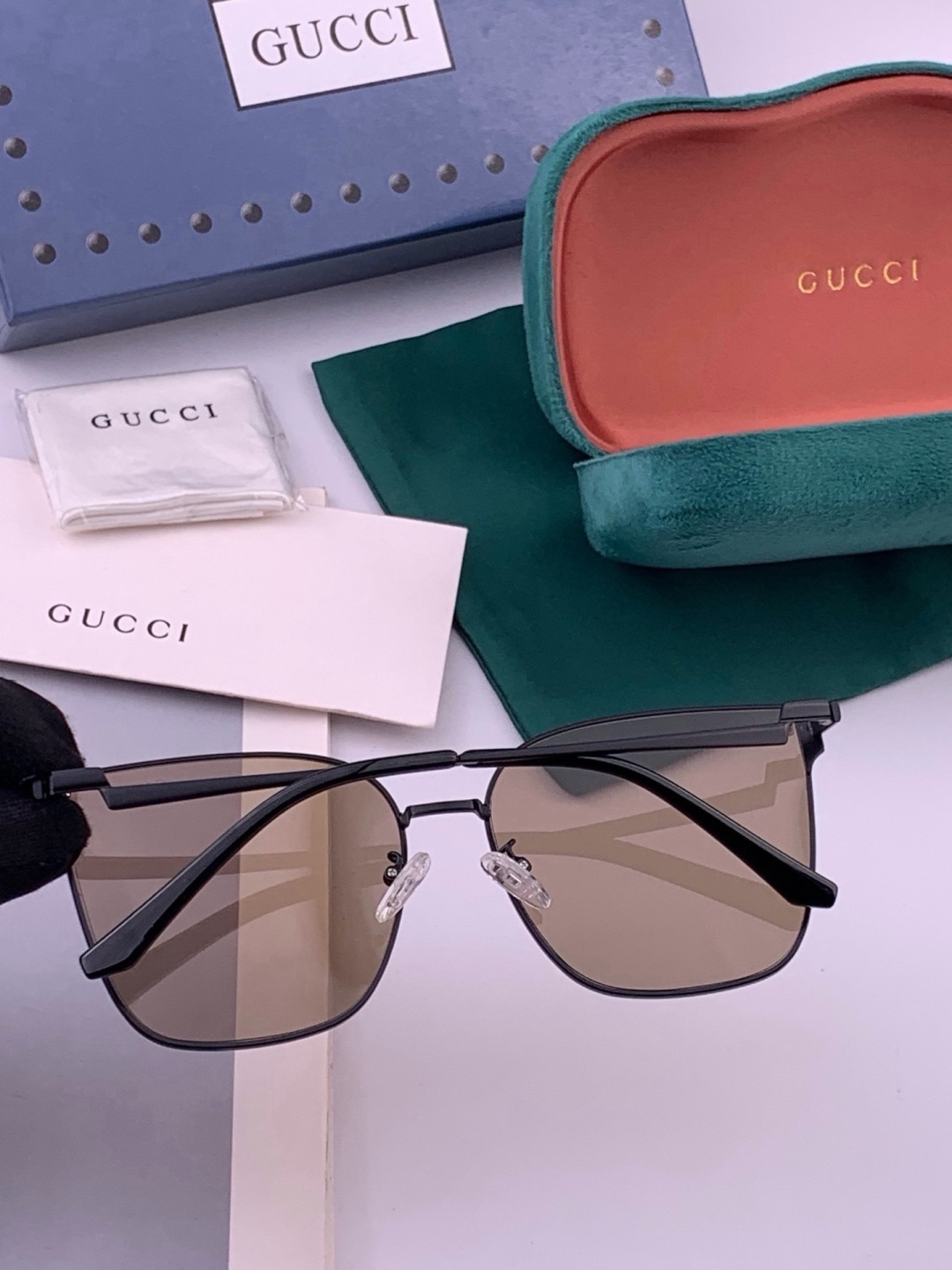 🔺 【GUCCI】开春新款 潮流爆款 时尚太阳镜 高品质 佩戴舒适 网红潮款墨镜 型号：G2660