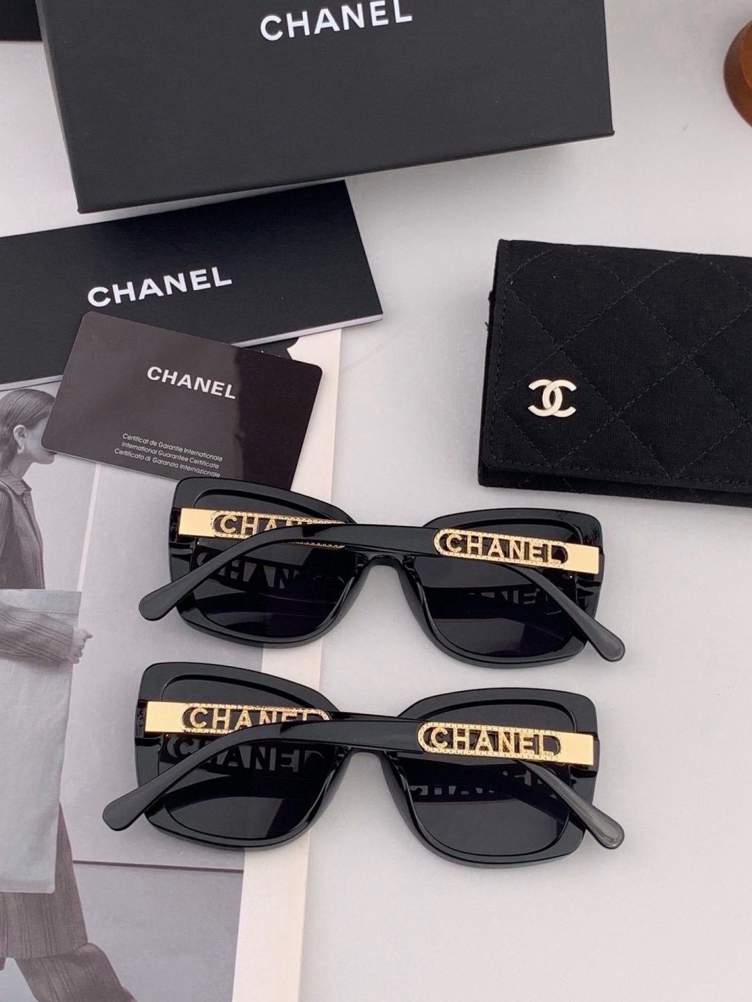 新品CHANEL 香奈儿太阳镜以独特魅力和前卫风格诠释春夏最新眼镜，质感超好佩带舒适 型号：CH2077 