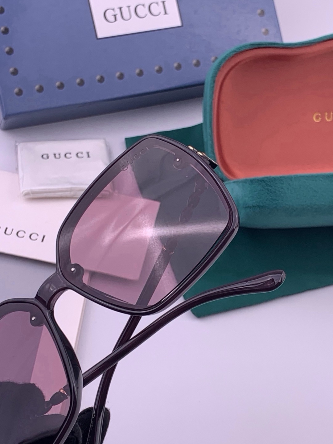 🔺 【GUCCI-偏光太阳镜】开春新款 潮流爆款 时尚圆框偏光太阳镜 高品质 佩戴舒适 网红潮款墨镜 女士高清偏光太阳镜