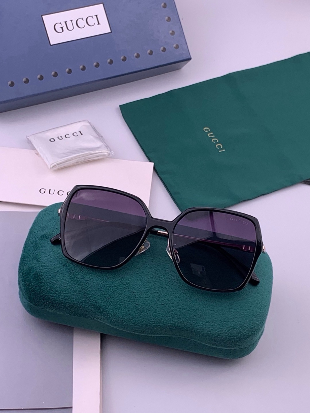 🔺 【GUCCI-偏光太阳镜】开春新款 潮流爆款 时尚圆框偏光太阳镜 高品质 佩戴舒适 网红潮款墨镜 女士高清偏光太阳镜