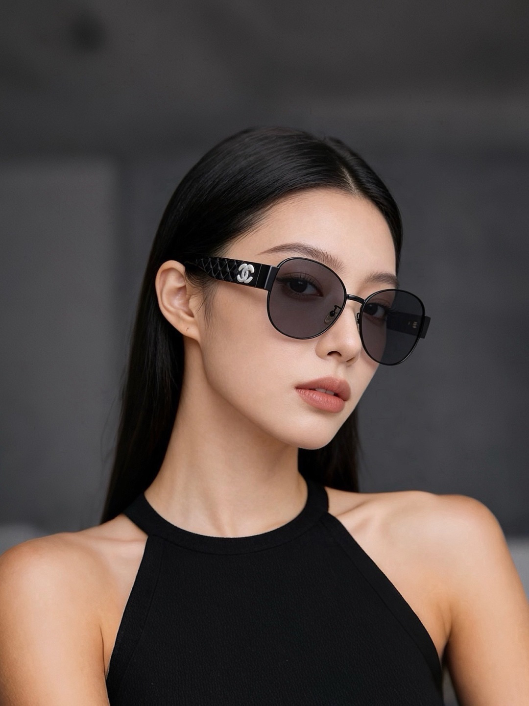 【CHANEL】香奈儿 新款潮流爆款 时尚小框太阳镜 佩戴舒适 网红潮款墨镜  女士高清加厚偏光太阳镜🕶️ 🎉高品质TR