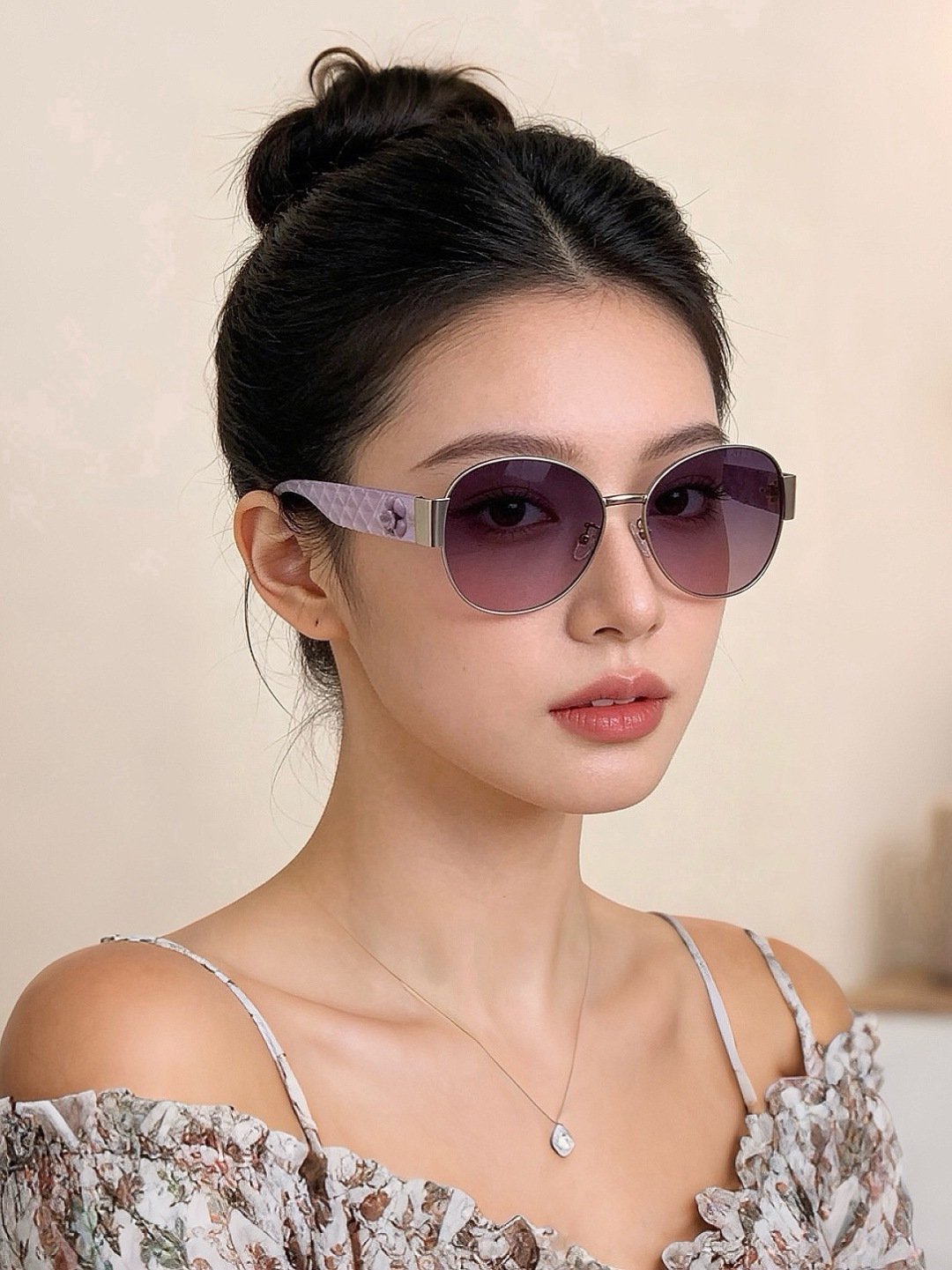 【CHANEL】香奈儿 新款潮流爆款 时尚小框太阳镜 佩戴舒适 网红潮款墨镜  女士高清加厚偏光太阳镜🕶️ 🎉高品质TR