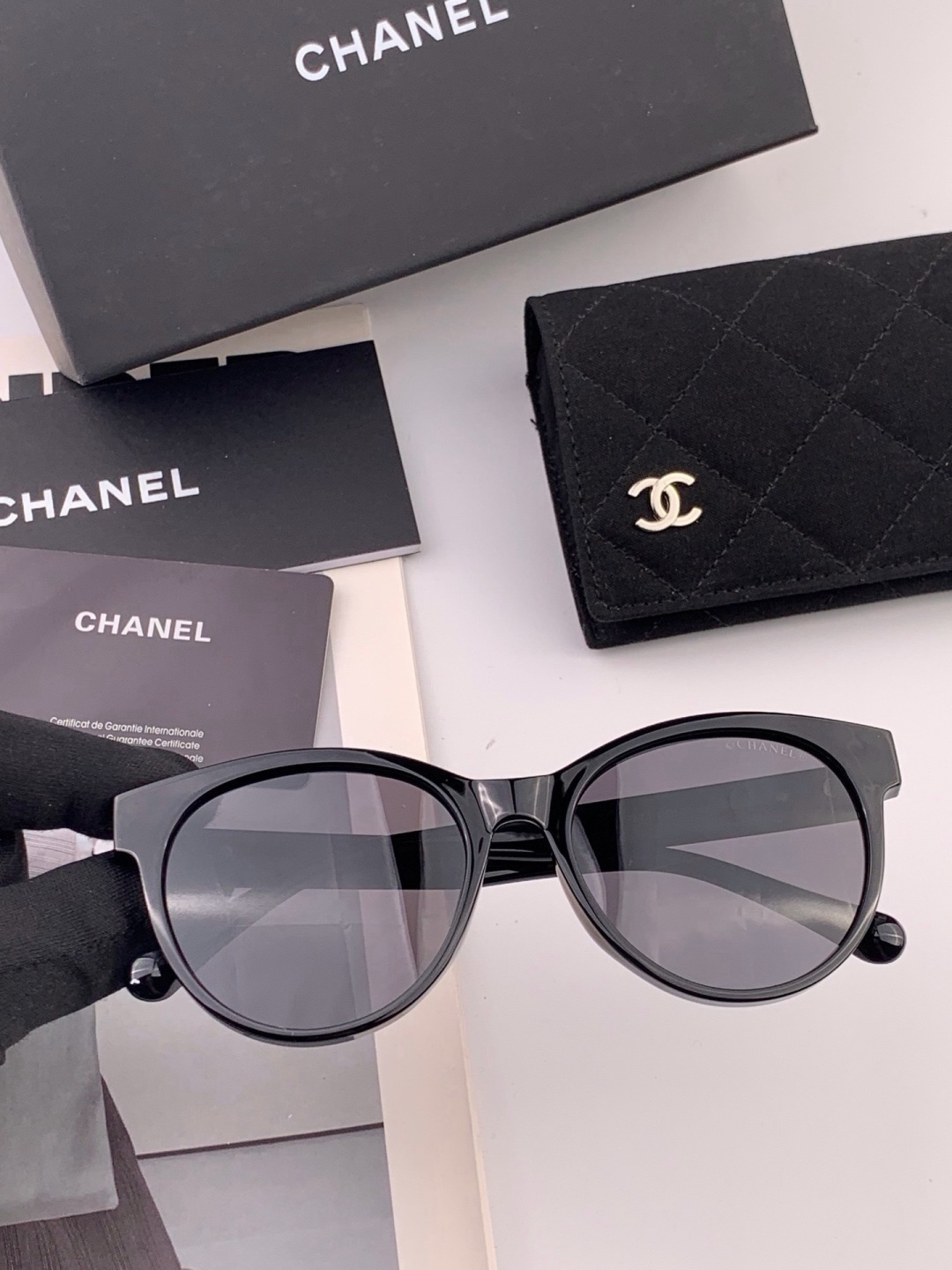 【CHANEL】香奈儿 新款潮流爆款 时尚圆框太阳镜 佩戴舒适 网红潮款墨镜  女士高清加厚偏光太阳镜🕶️ 🎉高品质TR