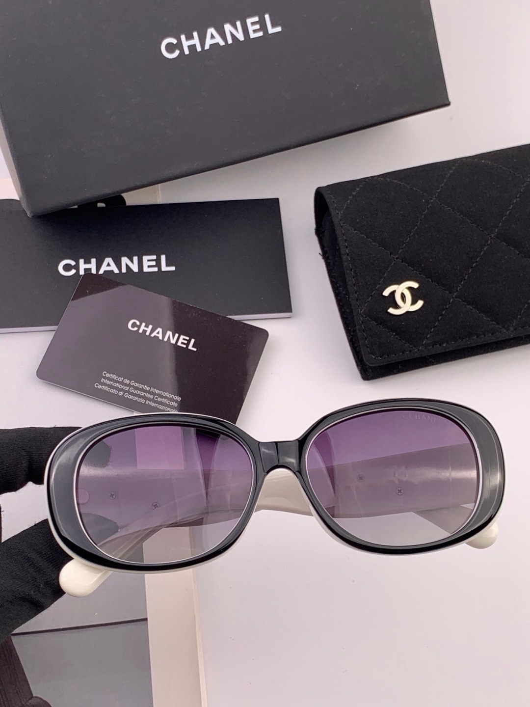 【CHANEL】香奈儿 新款山茶花潮流爆款 时尚圆框高清偏光太阳镜 佩戴舒适 网红潮款墨镜  ♥️♥️型号：CH2788
