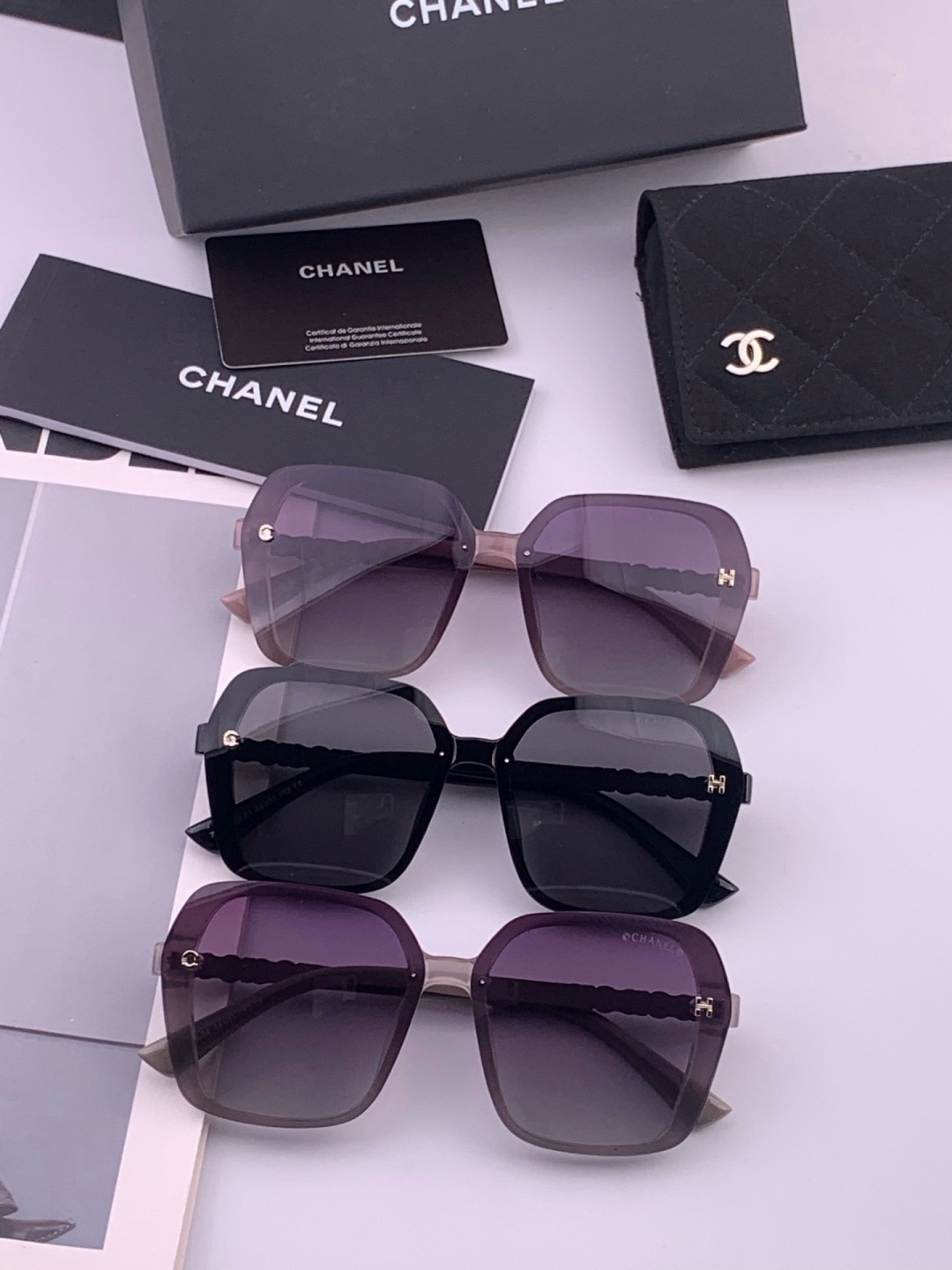 🔺CHANEL🔻官方早春新款，众多明星同款[色]香奈儿‼️‼️新款珍珠大框偏光墨镜 ，🌈🌈宝丽来超清偏光太阳镜🔝🔝型号：