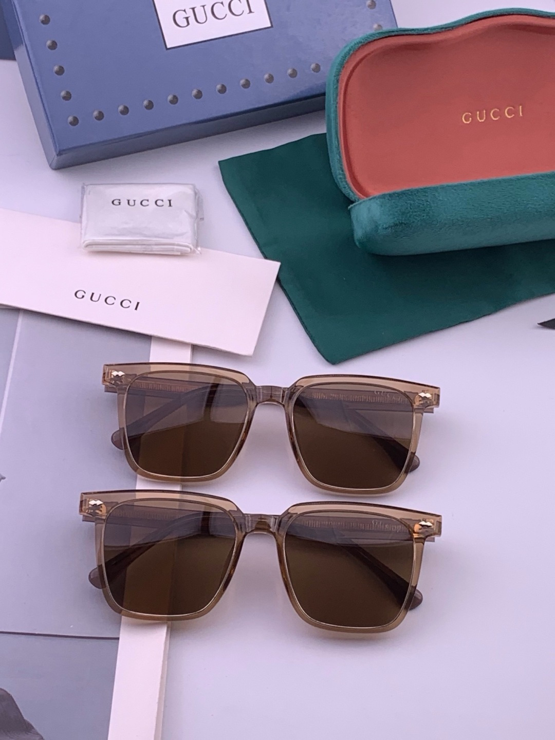 🔺GUCCI🔻古驰 GG方框太阳镜 完美品质 🎓独特设计  适合各种脸型 亮相时装周 超时尚百搭 实物精致  情侣款 男