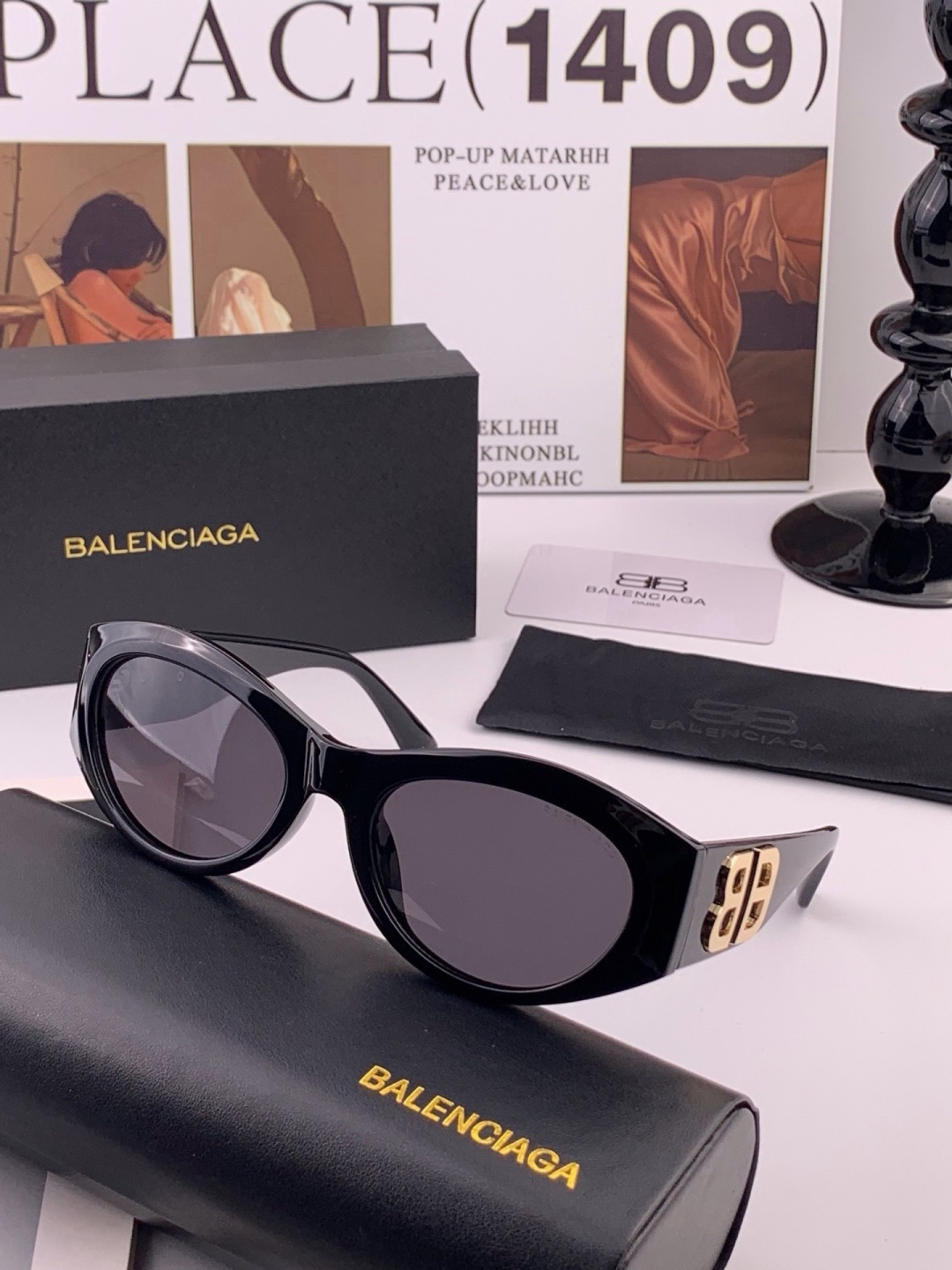 小红书超火🔥的一款高清偏光太阳镜BALENCIAGA巴黎世家春夏新款太阳镜 镜腿金属双B字母logo设计让人一眼爱上 超