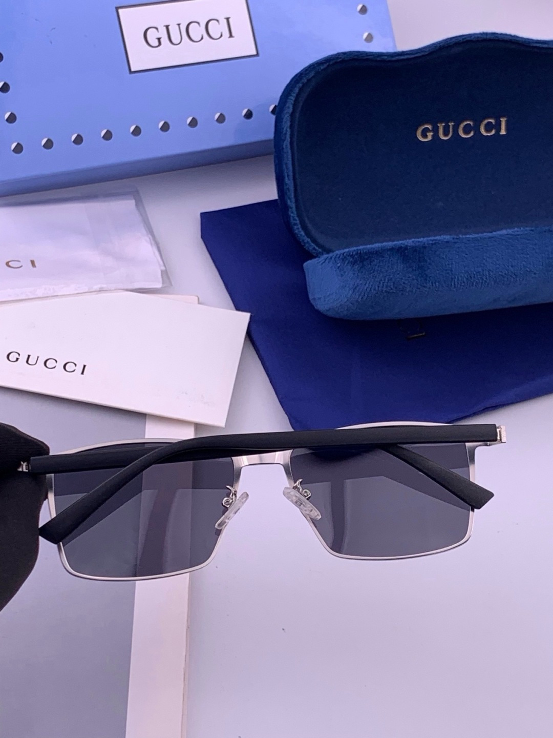 Gucci 🔥  高品质男女款墨镜   👍 进口宝丽来偏光镜片  🔥蛤蟆镜 开车钓鱼都可 🔥百搭显瘦墨镜韩版男士飞行员大