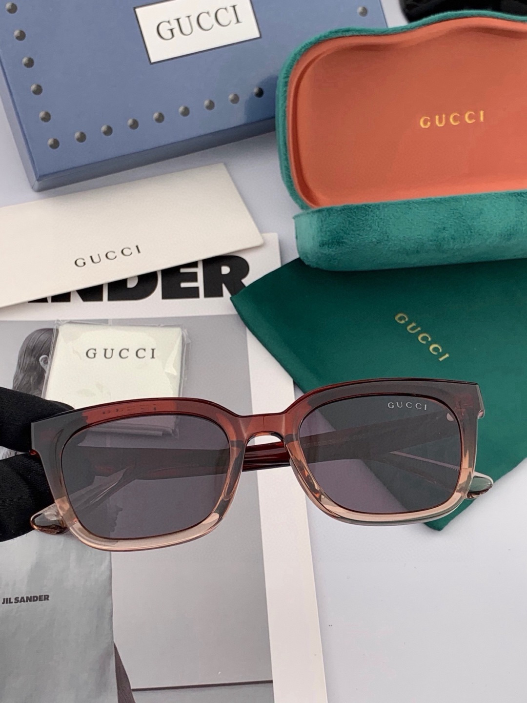 🔺 【GUCCI-偏光太阳镜】开春新款 潮流爆款 时尚方框偏光太阳镜 高品质 佩戴舒适 网红潮款墨镜 女士高清偏光太阳镜