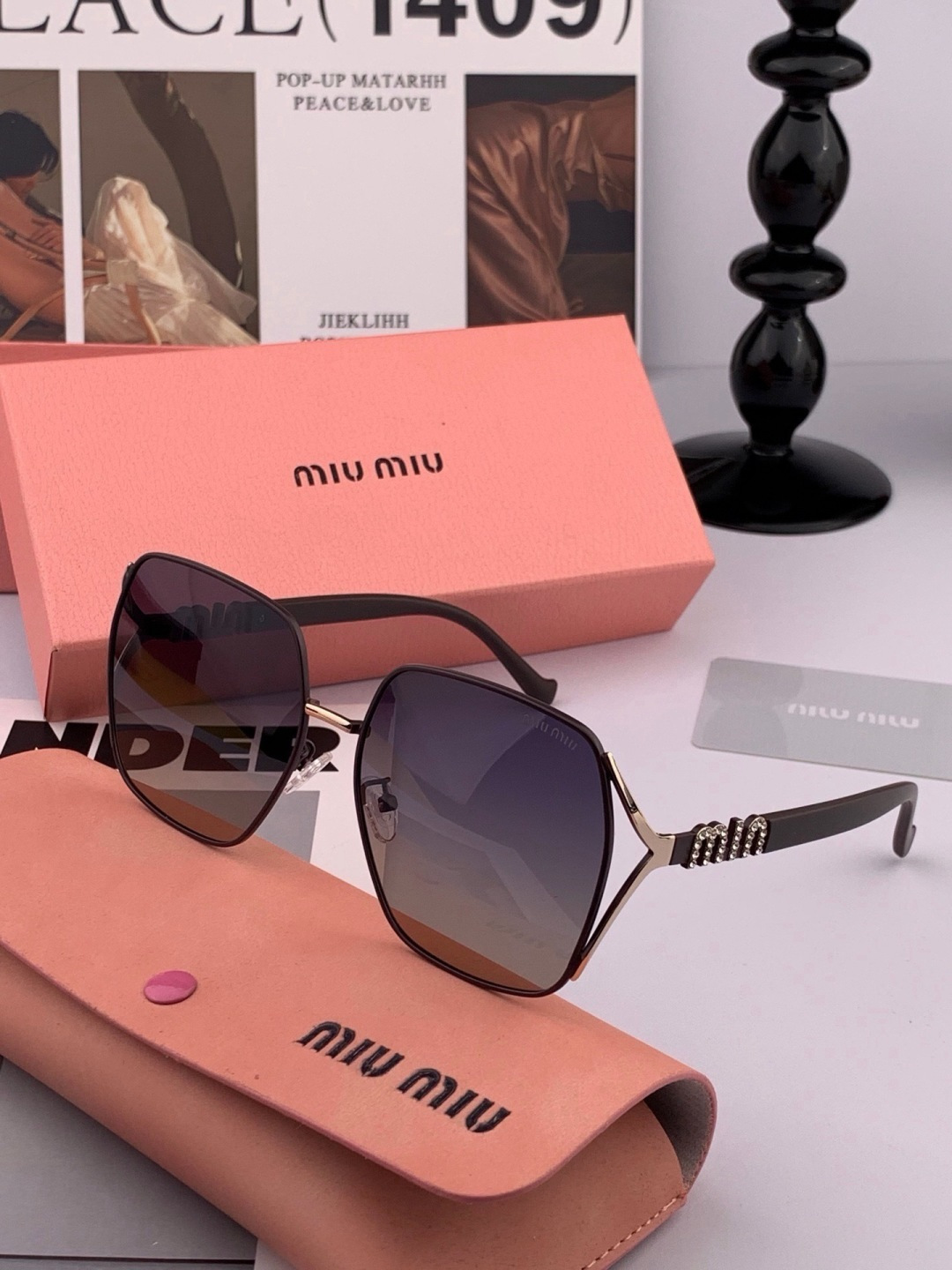 MIUMIU/缪缪🖇🖇开春新款🌟闪耀新款璀璨登台 ❤❤太阳镜潮品 精致个性设计简约时尚 专柜品质值得拥有 绝对潮爆 提升