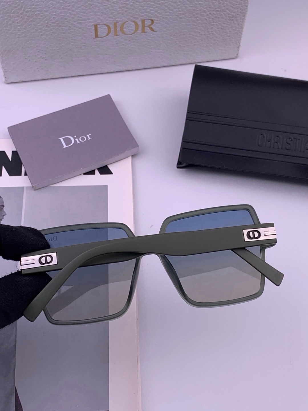 🔺 【DIOR】开春新款 潮流爆款 时尚方框偏光太阳镜 高品质 佩戴舒适 网红潮款墨镜 女士高清加厚偏光太阳镜🕶️ 🎉高
