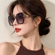 🔺 【DIOR-迪奥】 开春新款 潮流爆款 时尚方框偏光太阳镜 高品质 佩戴舒适 网红潮款墨镜 女士高清偏光太阳镜🕶️ 🔺 【DIOR-迪奥】 开春新款 潮流爆款 时尚方框偏光太阳镜 高品质 佩戴舒适 网红潮款墨镜 女士高清偏光太阳镜🕶️