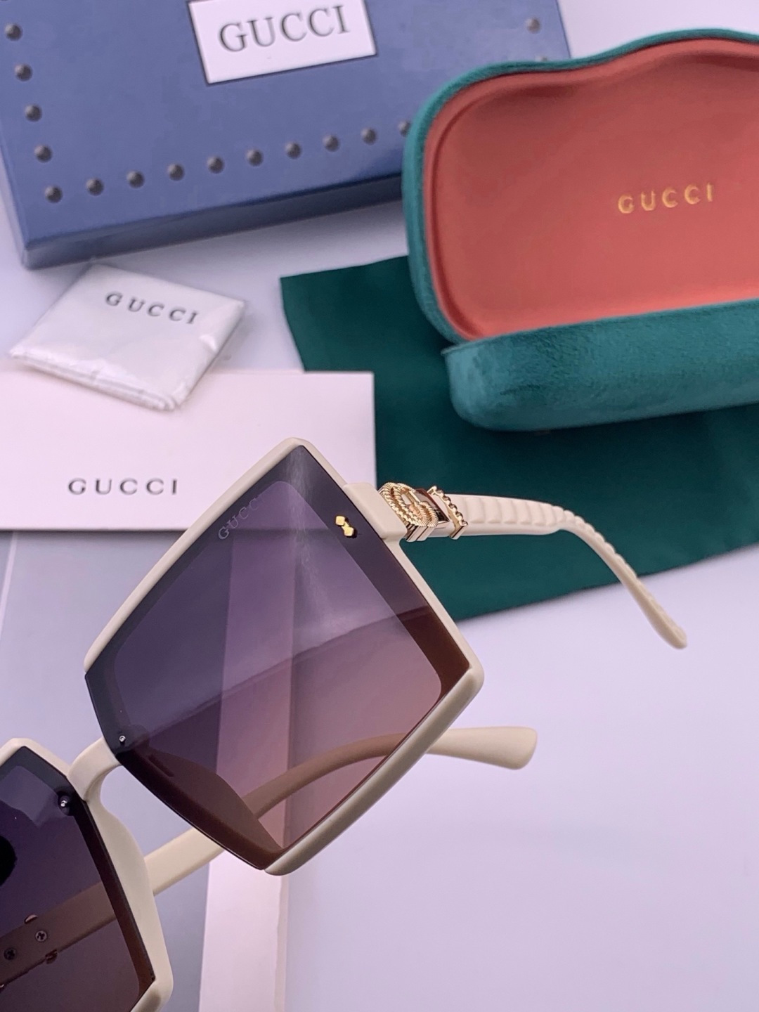 新款！新款出货！ 女士高清加厚偏光太阳镜🕶️ 🎉💍新款GUCCI偏光太阳镜[得意]开车驾驶镜时尚墨镜💐💐🌸世界顶级奢华品