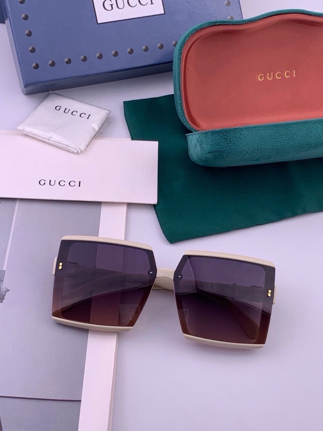 新款！新款出货！ 女士高清加厚偏光太阳镜🕶️ 🎉💍新款GUCCI偏光太阳镜[得意]开车驾驶镜时尚墨镜💐💐🌸世界顶级奢华品