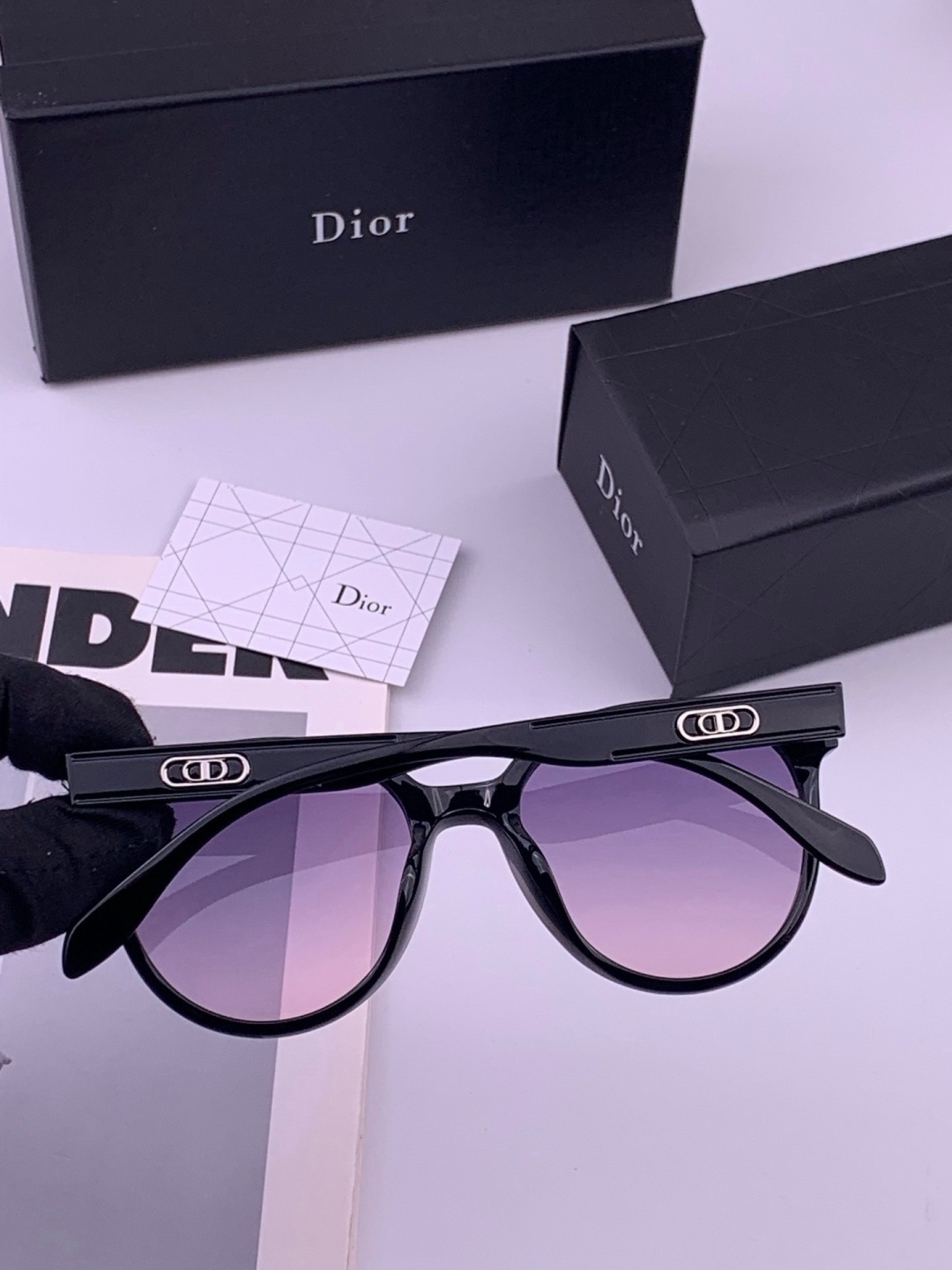 🔺 【DIOR-迪奥】开春新款 潮流爆款 时尚方框偏光太阳镜 高品质 佩戴舒适 网红潮款墨镜 女士高清偏光太阳镜🕶️ 🎉