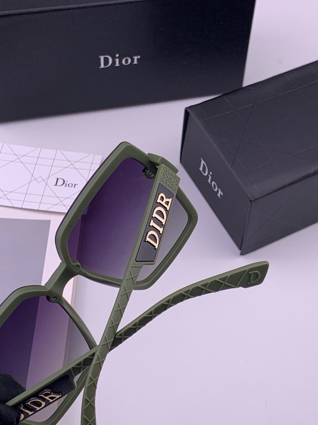 🔺 【DIOR-迪奥】开春新款 潮流爆款 时尚方框偏光太阳镜 高品质 佩戴舒适 网红潮款墨镜 女士高清加厚偏光太阳镜🕶️