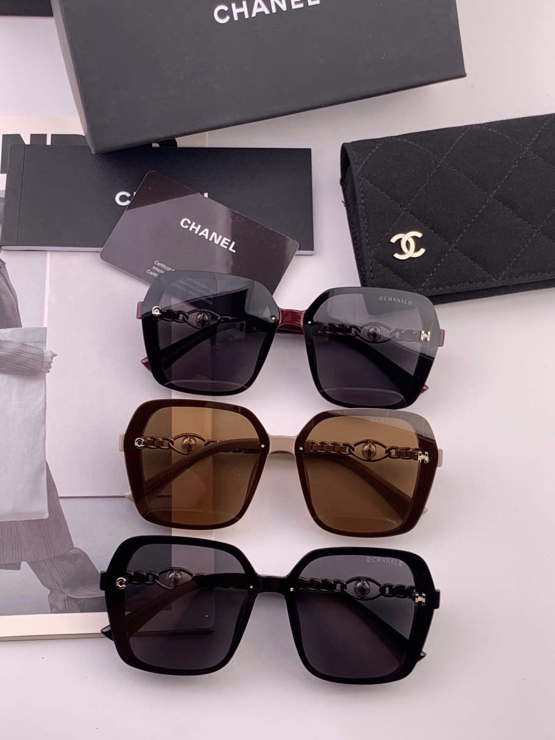 🔺CHANEL🔻官方早春新款，众多明星同款[色]香奈儿‼️‼️新款珍珠大框偏光墨镜 ，🌈🌈宝丽来超清偏光太阳镜🔝🔝型号：