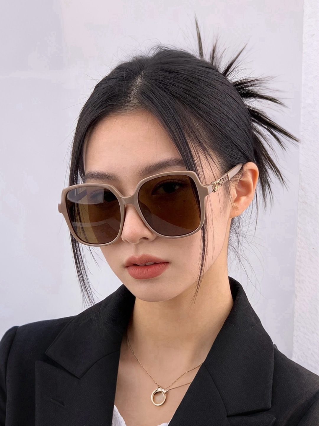 【CHANEL】香奈儿 新款潮流爆款 时尚方框太阳镜 佩戴舒适 网红潮款墨镜  女士高清加厚偏光太阳镜🕶️ 🎉高品质TR