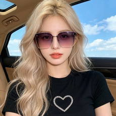 🔺 【GUCCI】开春新款 潮流爆款 时尚方框太阳镜 高品质 佩戴舒适 网红潮款墨镜 型号:G4279 🔺 【GUCCI】开春新款 潮流爆款 时尚方框太阳镜 高品质 佩戴舒适 网红潮款墨镜 型号:G4279
