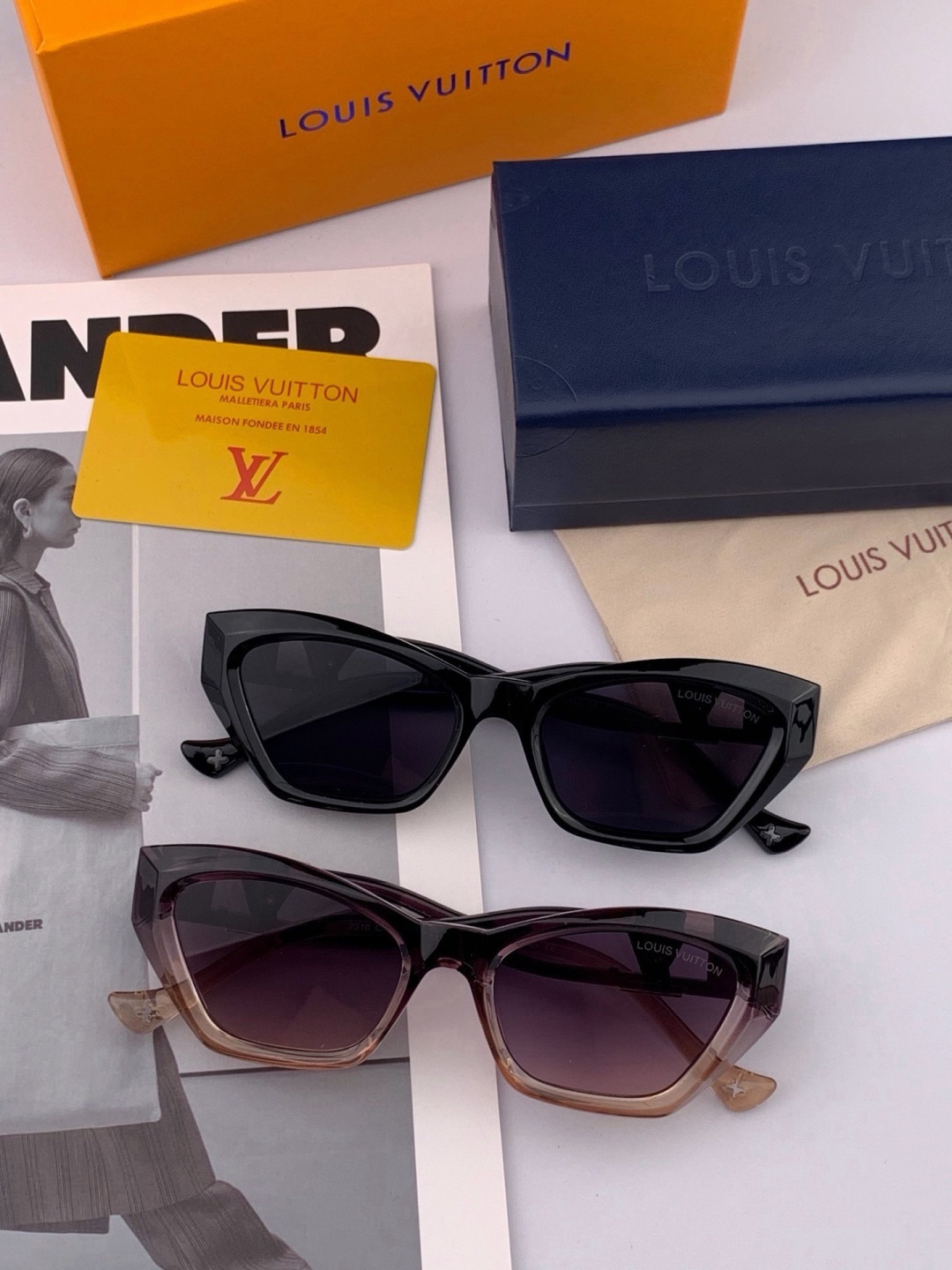 LV 开春新款  潮流爆款 时尚方框太阳镜 高品质 佩戴舒适 网红潮款墨镜 型号L4550