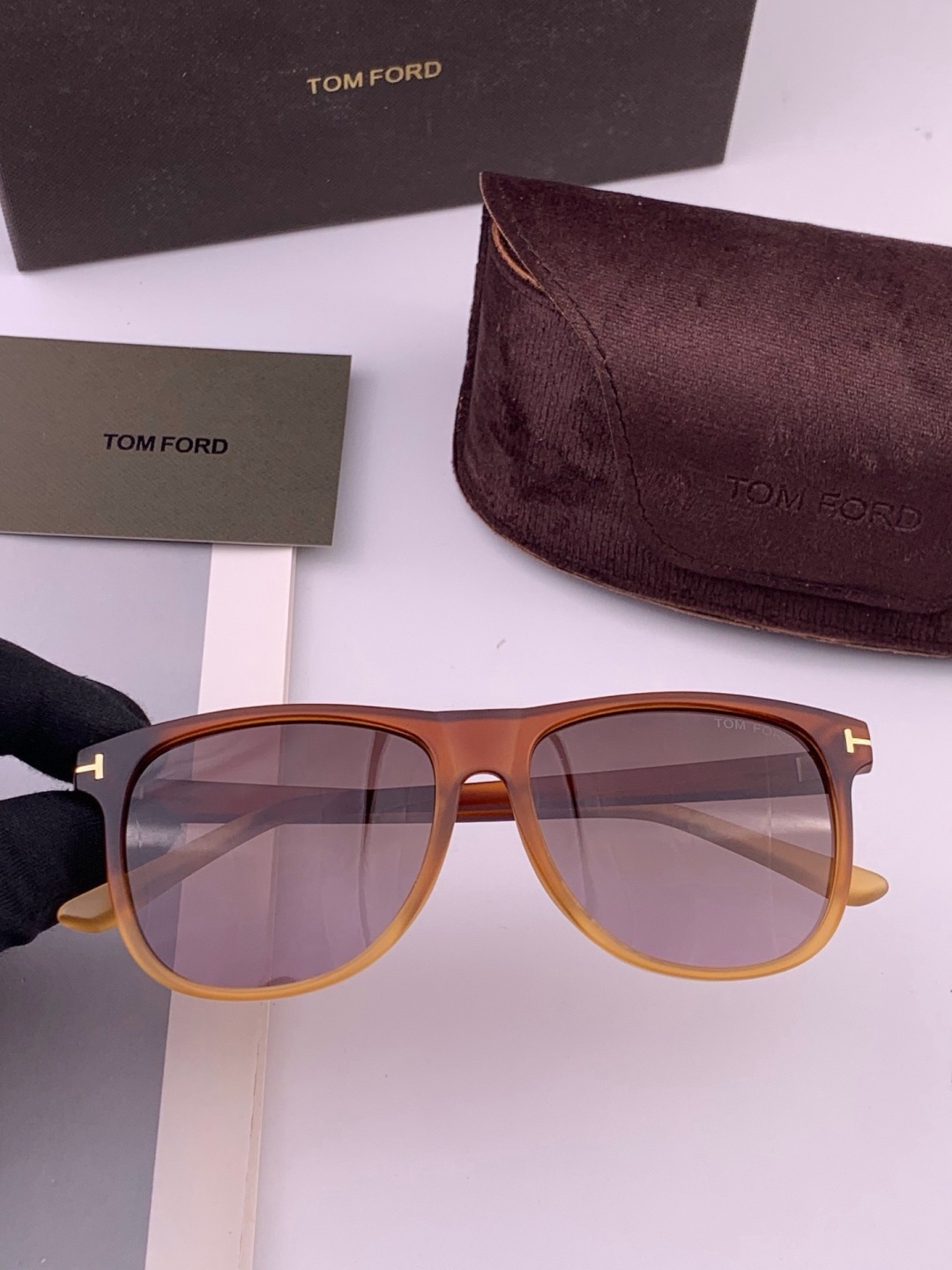 【TOMFORD】汤姆福特 爆款来袭！经典火爆作品 重磅出击 ！超经典偏光眼镜，时刻展现时尚大牌风范！我心动，💓我选择！