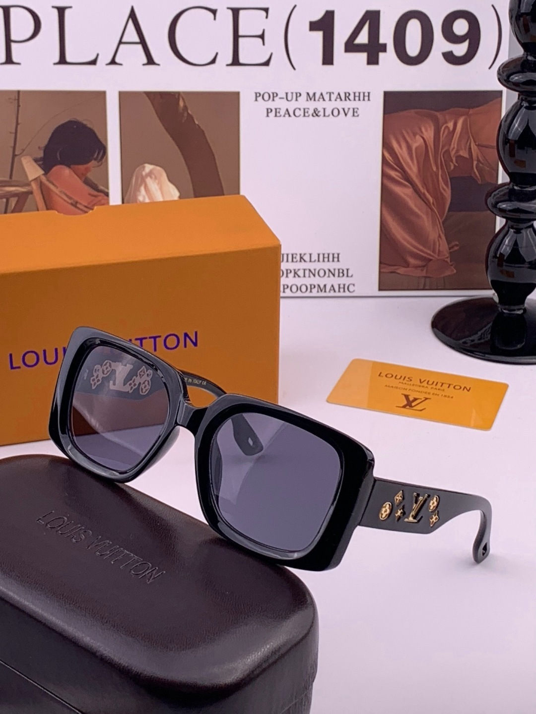 LV 开春新款  潮流爆款 时尚方框太阳镜 高品质 佩戴舒适 网红潮款墨镜 型号 L47001