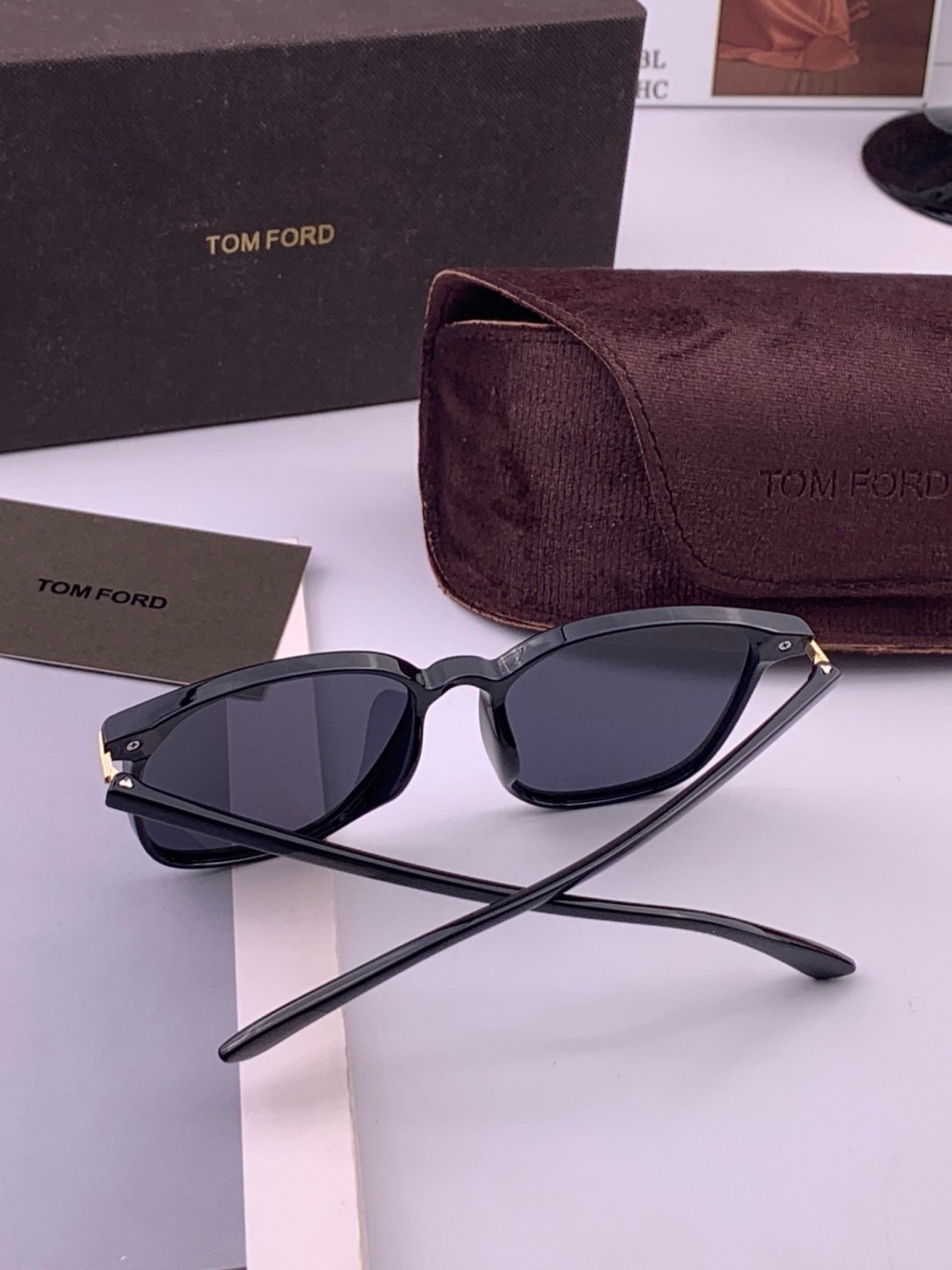 【TOMFORD】汤姆福特 爆款来袭！经典火爆作品 重磅出击 ！超经典偏光眼镜，时刻展现时尚大牌风范！我心动，💓我选择！