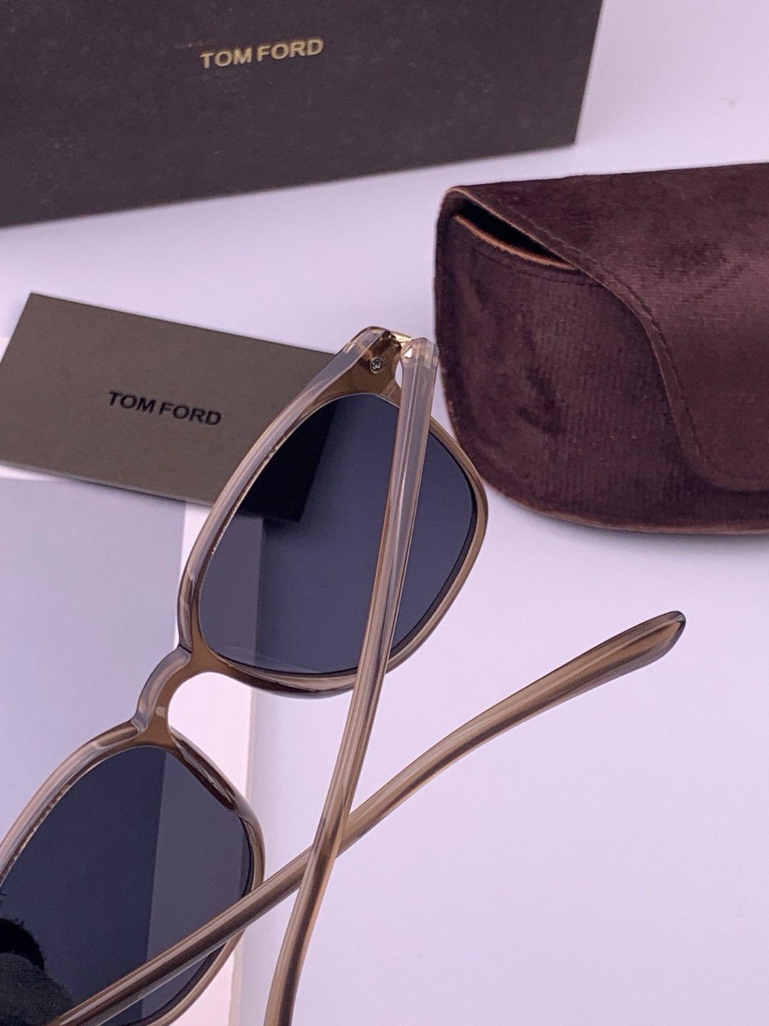 【TOMFORD】汤姆福特 爆款来袭！经典火爆作品 重磅出击 ！超经典偏光眼镜，时刻展现时尚大牌风范！我心动，💓我选择！