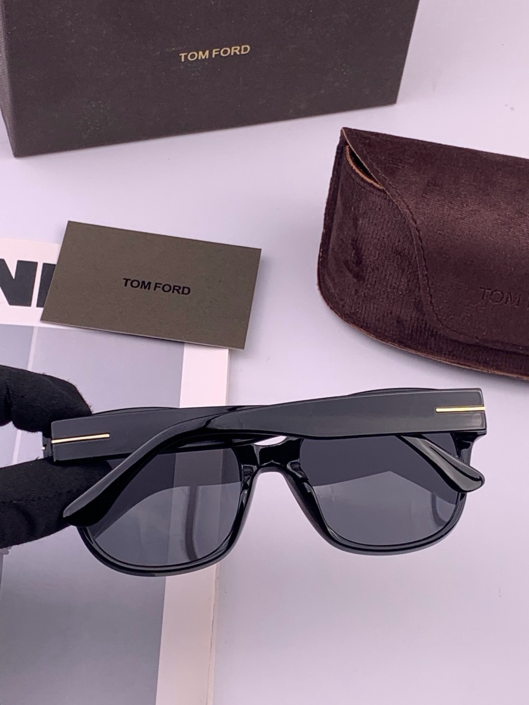 【TOMFORD】汤姆福特 爆款来袭！经典火爆作品 重磅出击 ！超经典偏光眼镜，时刻展现时尚大牌风范！我心动，💓我选择！