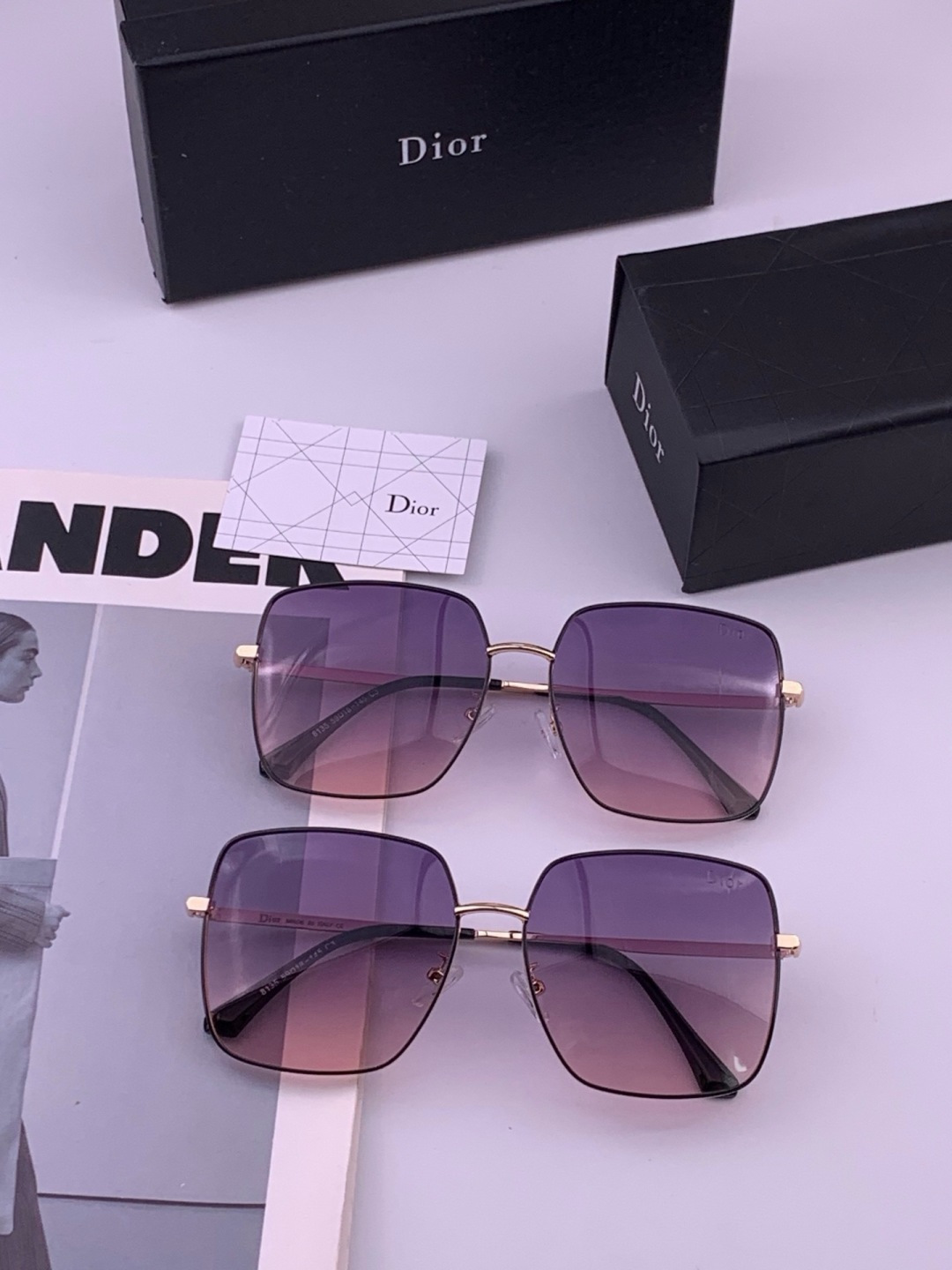 🔺 【DIOR-迪奥】开春新款 潮流爆款 时尚方框偏光太阳镜 高品质 佩戴舒适 网红潮款墨镜 型号：D5813