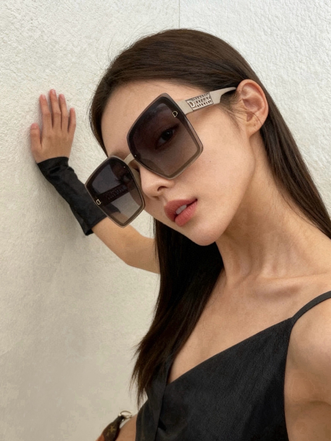 🔺 【DIOR-迪奥】开春新款 潮流爆款 时尚方框尼龙太阳镜 高品质 佩戴舒适 网红潮款墨镜 女士高清尼龙太阳镜🕶️ 🎉