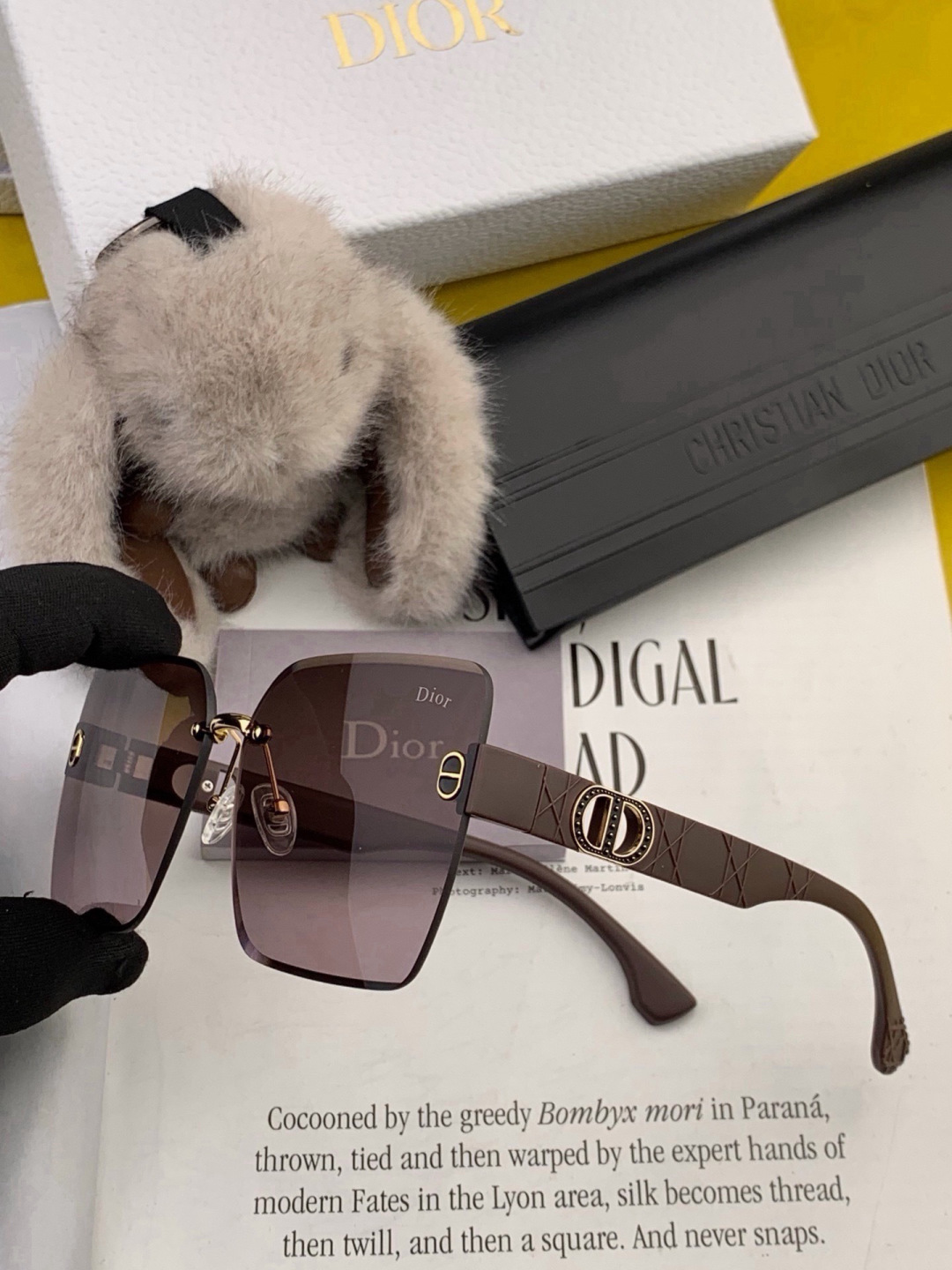 🔺 【DIOR-迪奥】开春新款 潮流爆款 时尚方框太阳镜 高品质 佩戴舒适 网红潮款墨镜 型号：D3550