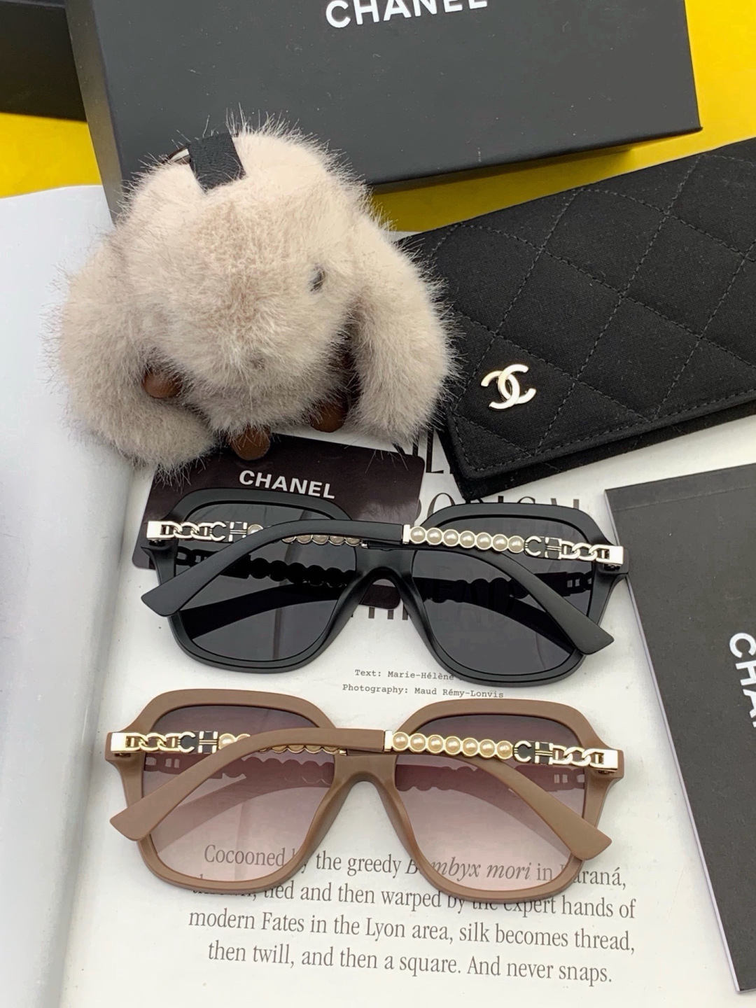 新品CHANEL 香奈儿太阳镜以独特魅力和前卫风格诠释春夏最新眼镜，质感超好佩带舒适 型号：CH6305