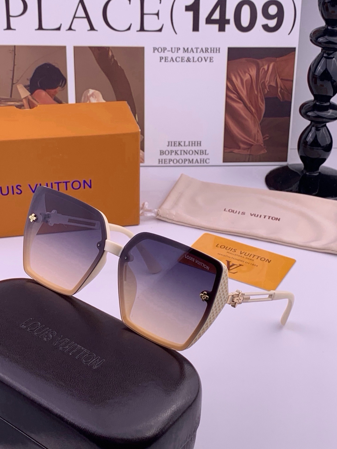 LV 开春新款  潮流爆款 时尚方框太阳镜 高品质 佩戴舒适 网红潮款墨镜 型号L6302