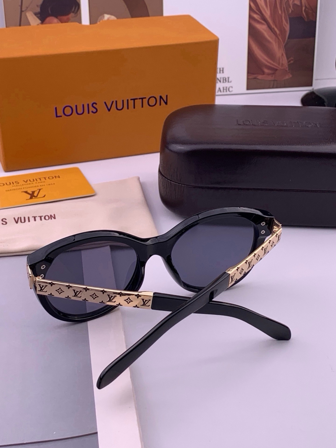 🔺LV🔻早春新款，众多明星同款[色]LV‼️‼️新款大框墨镜 ，🌈🌈宝丽来超清太阳镜🔝🔝型号：L87000