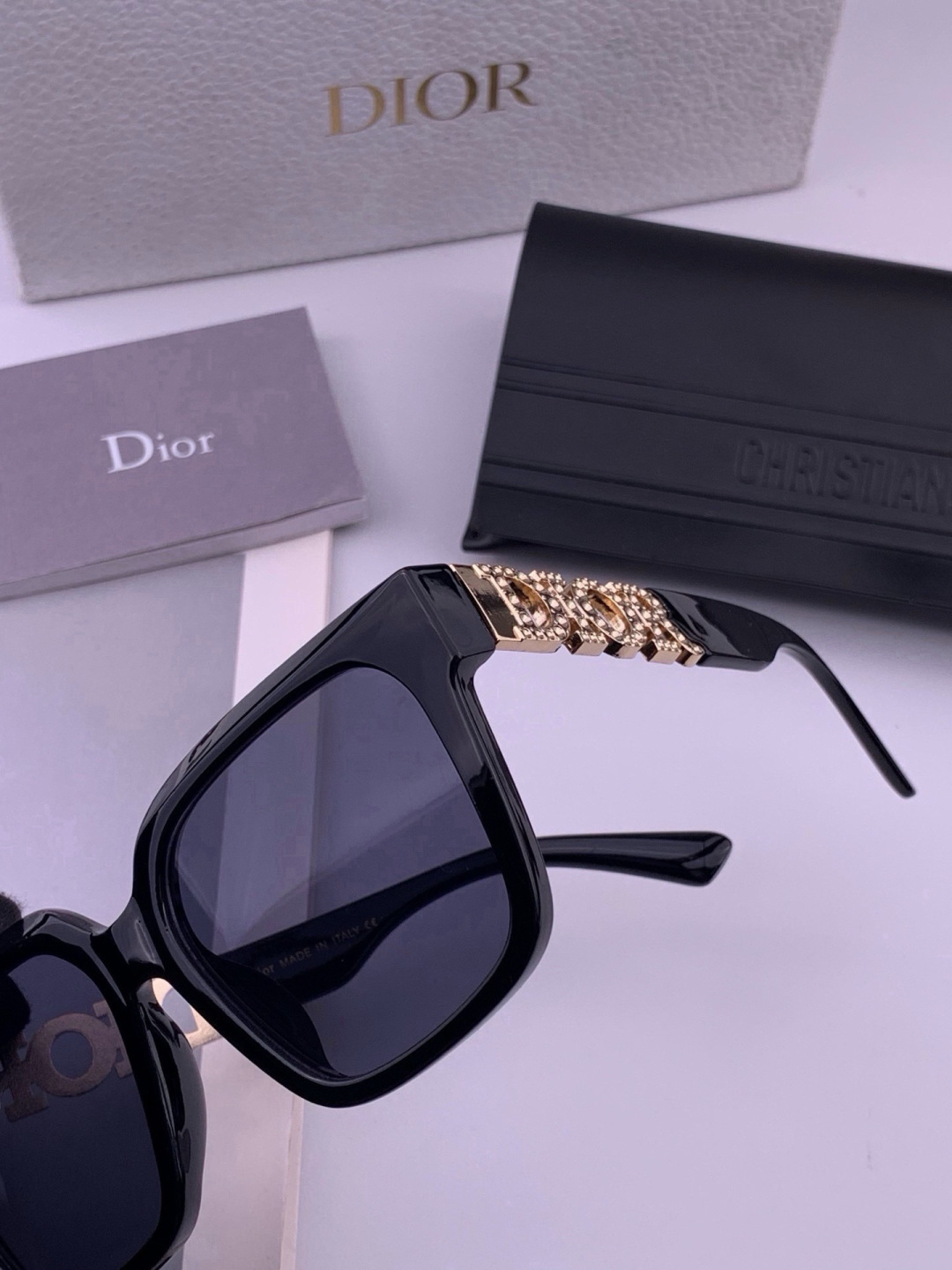 【DIOR】迪奥太阳镜 时尚造型 开车驾驶镜时尚墨镜🌸世界顶级奢华品牌，品质保证！😍😍经典款, 明星热爱!💥💥有史以来最