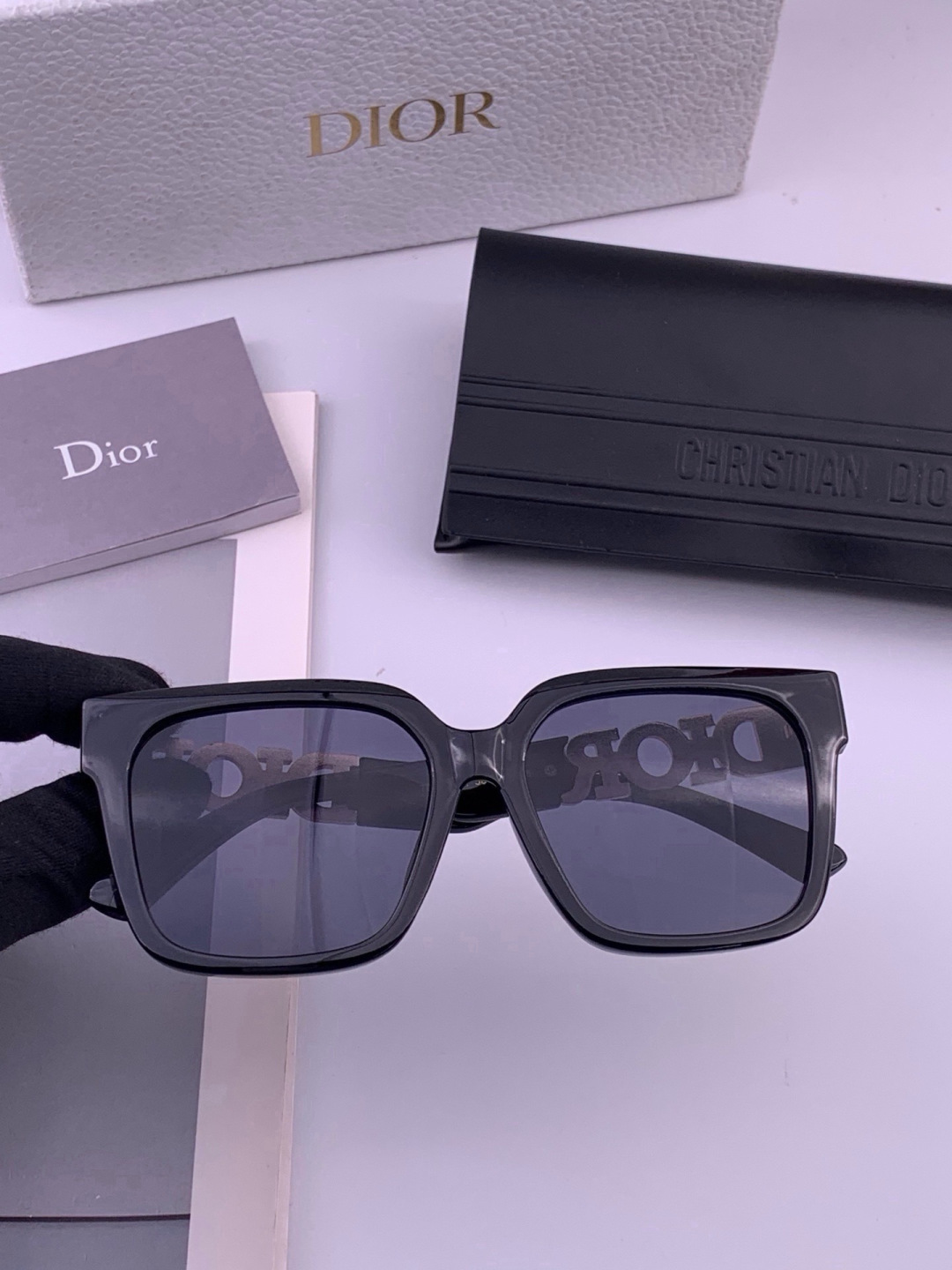 【DIOR】迪奥太阳镜 时尚造型 开车驾驶镜时尚墨镜🌸世界顶级奢华品牌，品质保证！😍😍经典款, 明星热爱!💥💥有史以来最