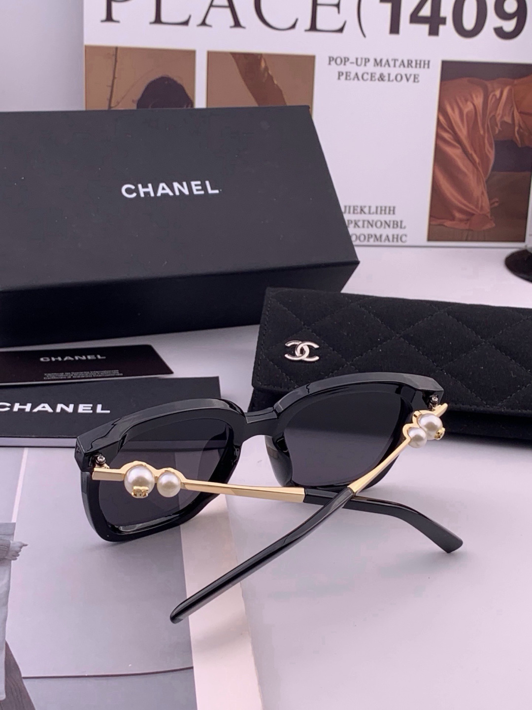 🔺CHANEL🔻官方早春新款，众多明星同款[色]香奈儿‼️‼️新款大框墨镜 ，🌈🌈宝丽来超清太阳镜🔝🔝型号：CH4231