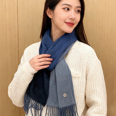 ✨✨太美了😍 【皮安娜】情侣款 美到要尖叫😱专柜最新款🎊英伦欧美范儿「多色渐变」又是一款即时尚又实用的大围巾&长巾,🎆 ✨✨太美了😍 【皮安娜】情侣款 美到要尖叫😱专柜最新款🎊英伦欧美范儿「多色渐变」又是一款即时尚又实用的大围巾&长巾,🎆