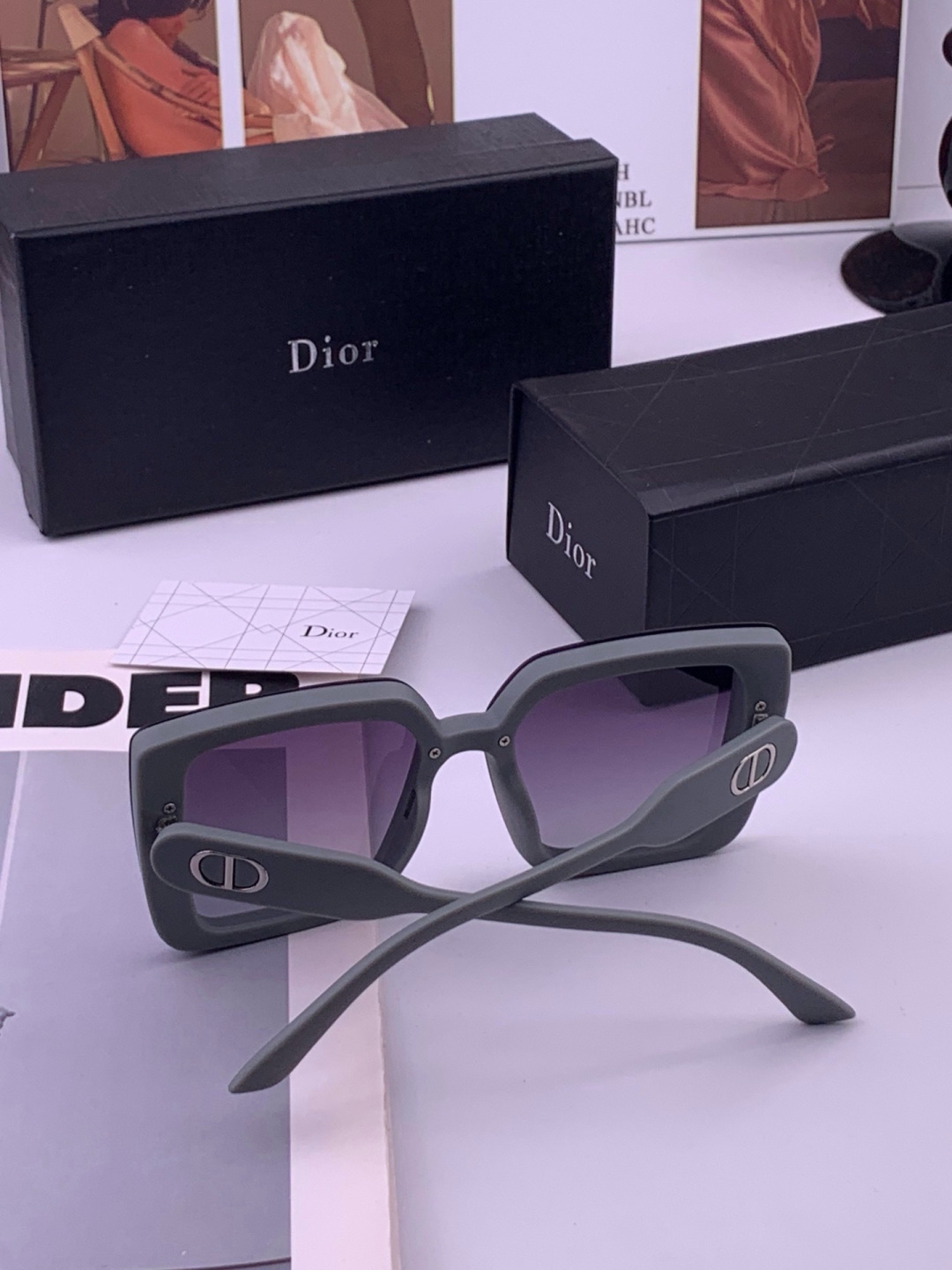 🔺 【DIOR-迪奥】开春新款 潮流爆款 时尚方框偏光太阳镜 高品质 佩戴舒适 网红潮款墨镜 型号：D6227