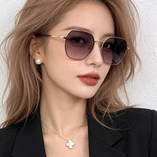 🔺 【GUCCI-偏光太阳镜】开春新款 潮流爆款 时尚圆框偏光太阳镜 高品质 佩戴舒适 网红潮款墨镜 女士高清偏光太阳镜 🔺 【GUCCI-偏光太阳镜】开春新款 潮流爆款 时尚圆框偏光太阳镜 高品质 佩戴舒适 网红潮款墨镜 女士高清偏光太阳镜