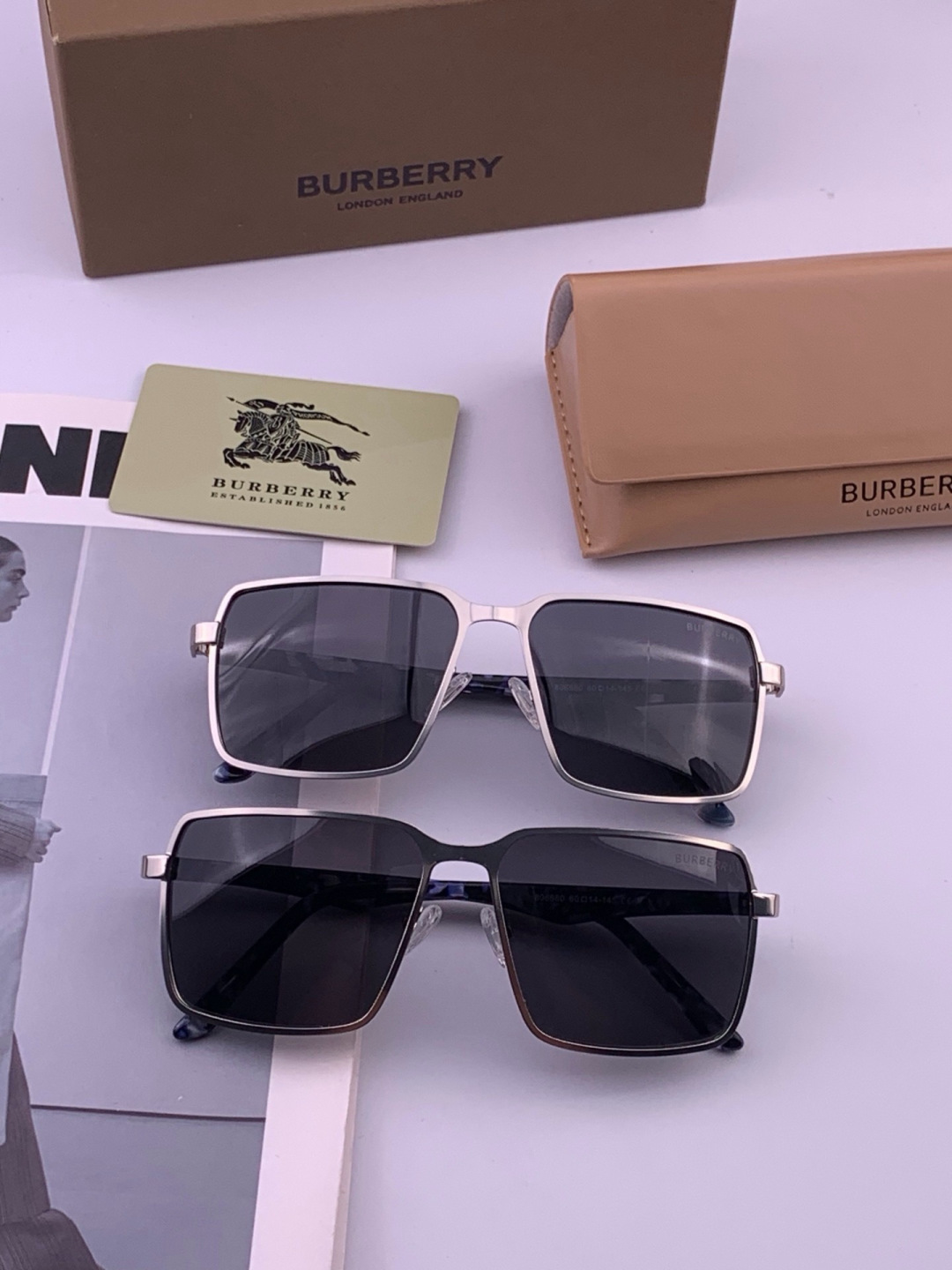 BURBERRY 巴宝莉，男士太阳眼镜🕶正版蛤蟆，太阳镜💋高品质，不挑脸，火的狠🍁新款🍁无死角🔝型号：B