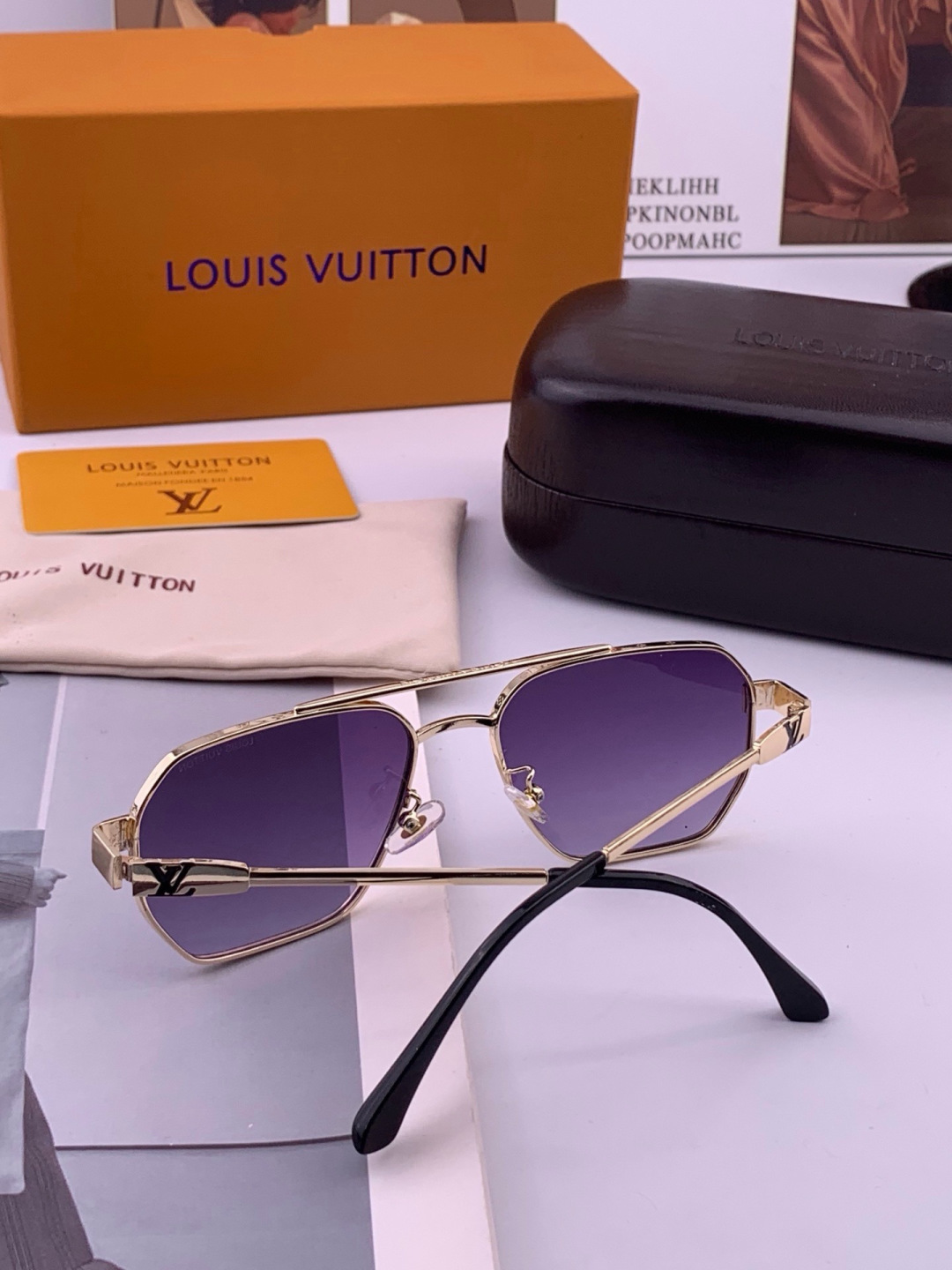 LV🔥高品质男女款”太阳镜🔥 开车钓鱼都可🔥百搭显瘦墨镜韩版男士飞行员大框司机开车防紫外线太阳镜，型号：L5906