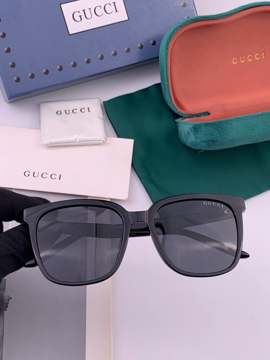 🔺 【GUCCI-偏光太阳镜】开春新款 潮流爆款 时尚偏光太阳镜 高品质 佩戴舒适 网红潮款墨镜 女士高清偏光太阳镜🕶️