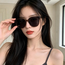 🔺 【GUCCI-偏光太阳镜】开春新款 潮流爆款 时尚偏光太阳镜 高品质 佩戴舒适 网红潮款墨镜 女士高清偏光太阳镜🕶️ 🔺 【GUCCI-偏光太阳镜】开春新款 潮流爆款 时尚偏光太阳镜 高品质 佩戴舒适 网红潮款墨镜 女士高清偏光太阳镜🕶️