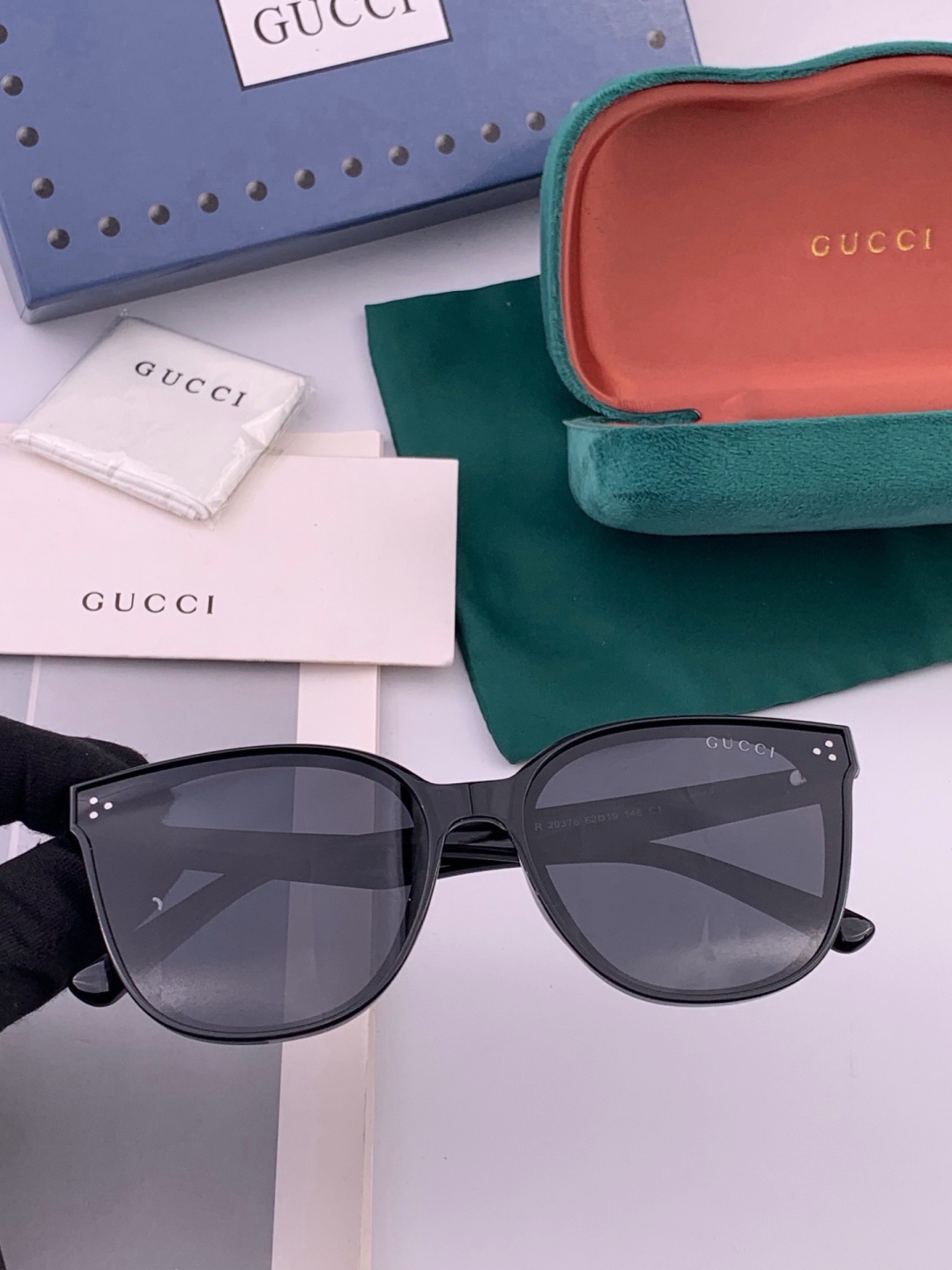 🔺 【GUCCI-偏光太阳镜】开春新款 潮流爆款 时尚偏光太阳镜 高品质 佩戴舒适 网红潮款墨镜 女士高清偏光太阳镜🕶️