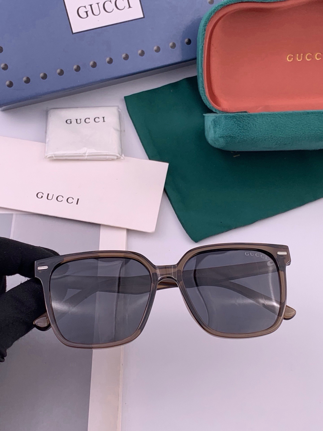🔺 【GUCCI-偏光太阳镜】开春新款 潮流爆款 时尚偏光太阳镜 高品质 佩戴舒适 网红潮款墨镜 女士高清偏光太阳镜🕶️