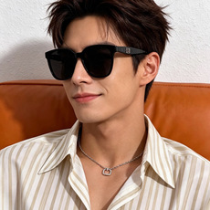 🔺 【GUCCI-偏光太阳镜】开春新款 潮流爆款 时尚偏光太阳镜 高品质 佩戴舒适 网红潮款墨镜 女士高清偏光太阳镜🕶️ 🔺 【GUCCI-偏光太阳镜】开春新款 潮流爆款 时尚偏光太阳镜 高品质 佩戴舒适 网红潮款墨镜 女士高清偏光太阳镜🕶️
