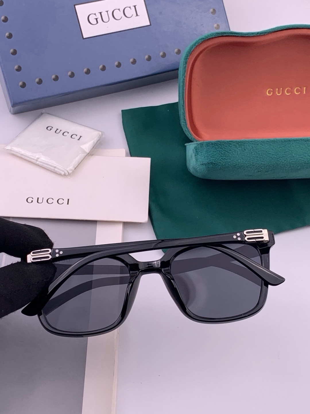 🔺 【GUCCI-偏光太阳镜】开春新款 潮流爆款 时尚偏光太阳镜 高品质 佩戴舒适 网红潮款墨镜 女士高清偏光太阳镜🕶️