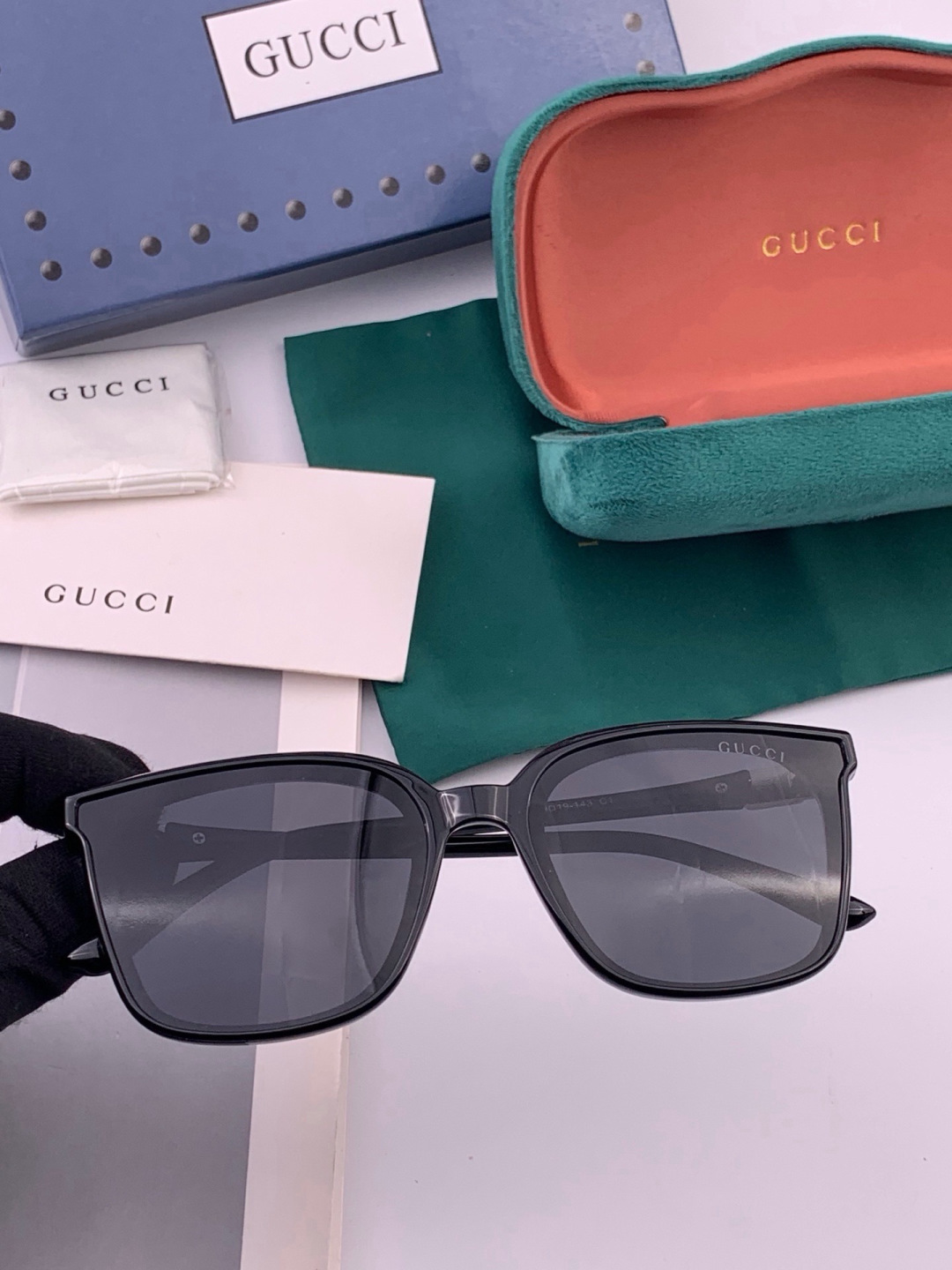 🔺 【GUCCI-偏光太阳镜】开春新款 潮流爆款 时尚偏光太阳镜 高品质 佩戴舒适 网红潮款墨镜 女士高清偏光太阳镜🕶️
